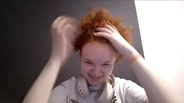 CurlaPettyBom's avatar