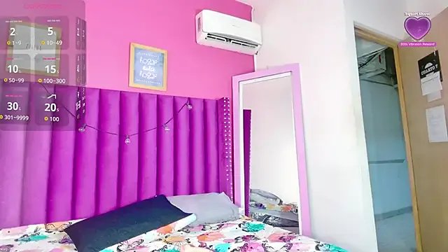 curvybrunnete on StripChat