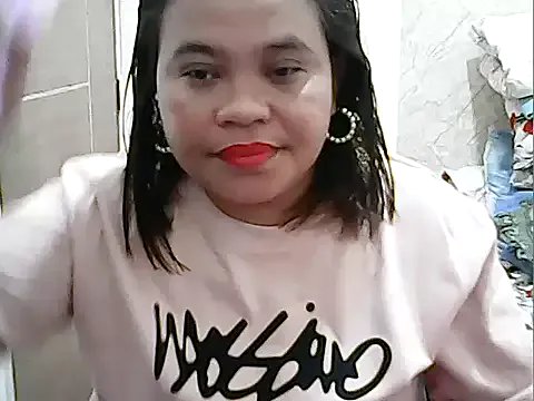 cutechubbybbwhotpinay on StripChat