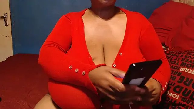 CUTEFIRMMELONSS on StripChat