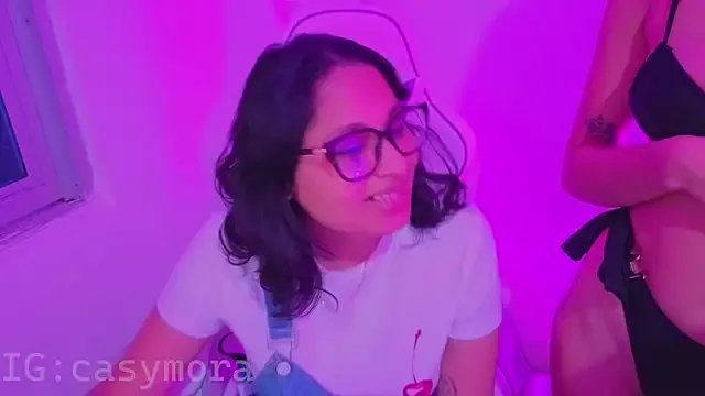 Cuteprincess21 on StripChat