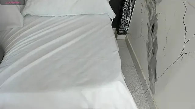 DalayMoore on StripChat