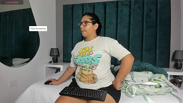 DanielleEvans_ on StripChat