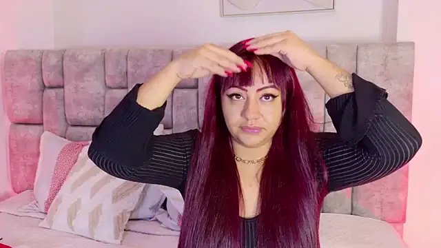 DaniniAnderson on StripChat