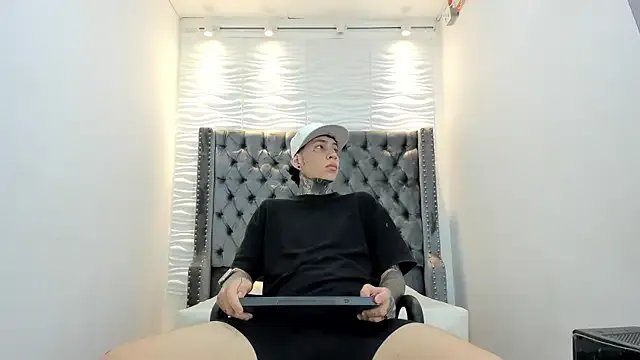 DANTE_ARMSTRONG on StripChat