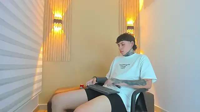 DANTE_ARMSTRONG on StripChat