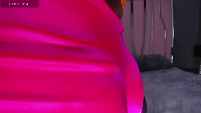 Dantzel_ on StripChat