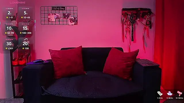 Daphne_Clarke on StripChat