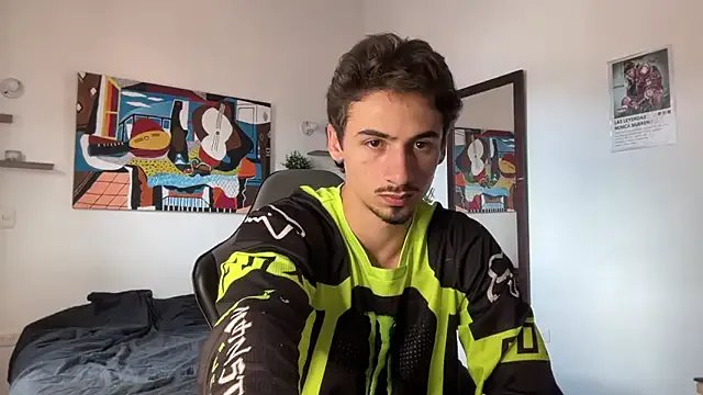 David_Brown18 on StripChat