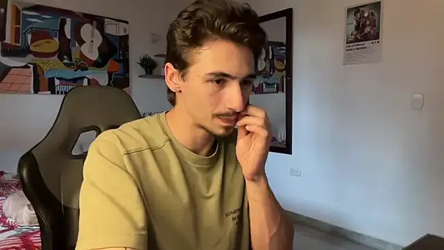 David_Brown18 on StripChat