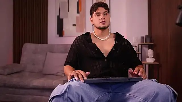 DaviesBrown on StripChat