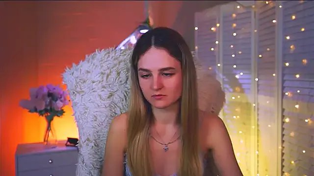 DeboraLarson — show your shoulders