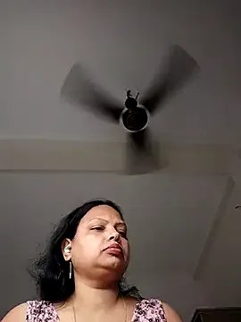 deepika_padukoni44 on StripChat