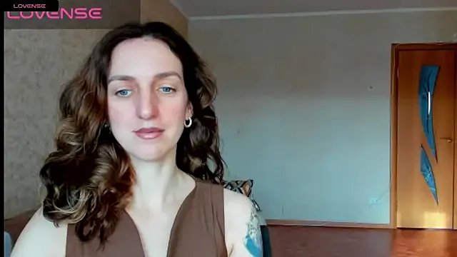 desired_zzoya's avatar