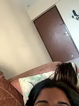 desitease on StripChat