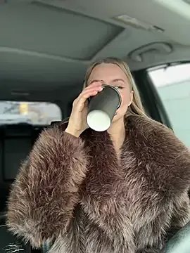 Devill_Angel_ on StripChat