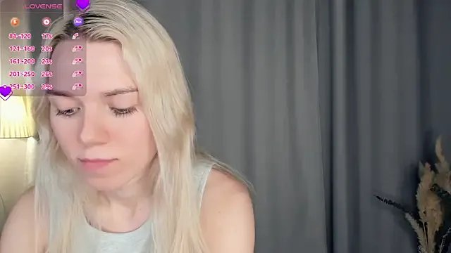 DianeHonnette on StripChat