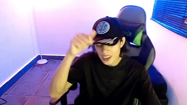 Didi_hard on StripChat