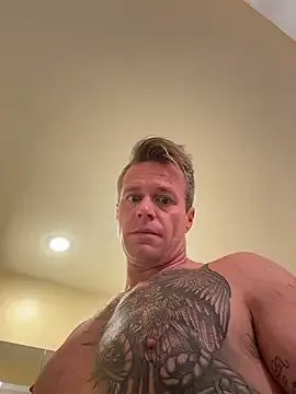 DILFiGuess1 on StripChat