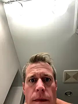 DILFiGuess1 on StripChat