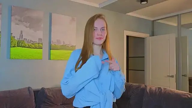 DivaViera on StripChat