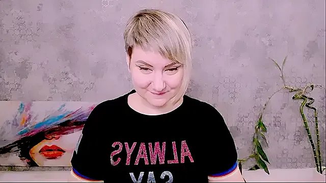 Djullia on StripChat