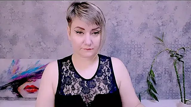 Djullia on StripChat