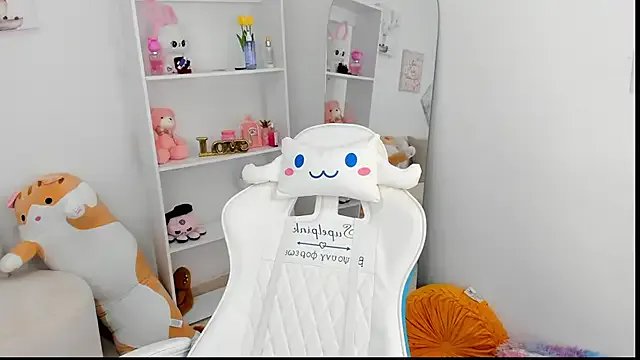 dolce_antonellaa on StripChat