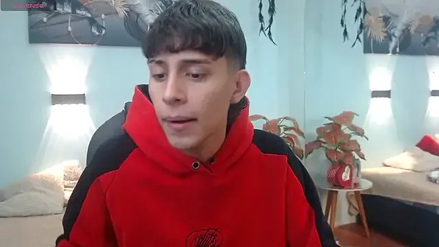 DraxBlade09 on StripChat