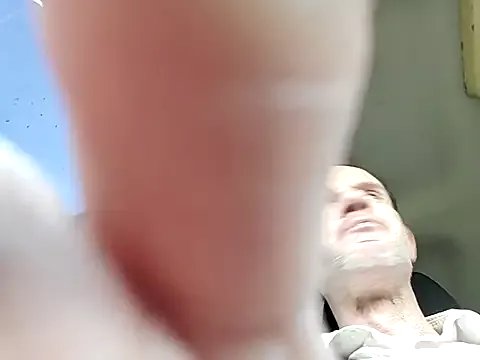 Drewpackn8 on StripChat