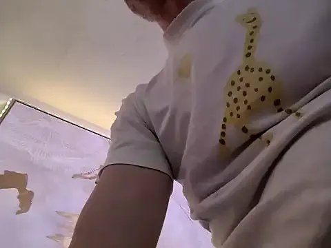 Drewpackn8 on StripChat