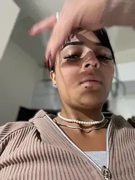 Dulce__Boyd on StripChat