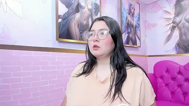 Dulce_meow on StripChat