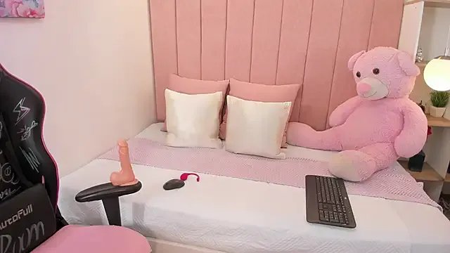 dulce_morbida on StripChat