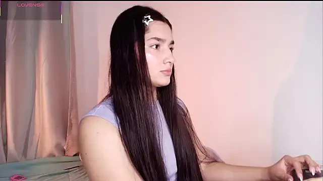 dulceangel__ on StripChat