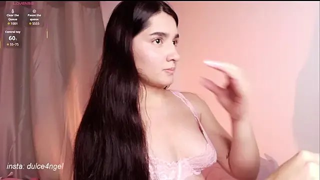 dulceangel__ on StripChat