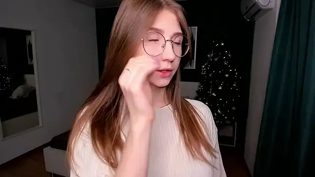 EditaBand on StripChat