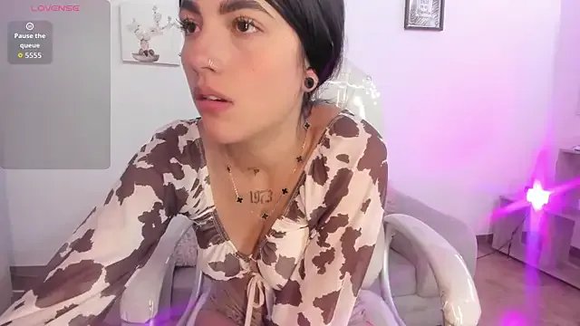 eimyy_rouse — oil titis