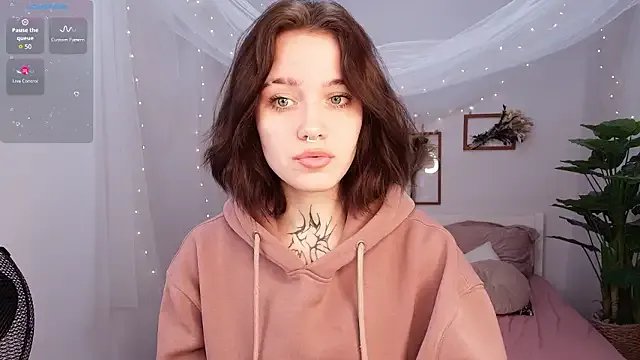 Elastikisss on StripChat