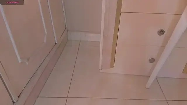 electra_a on StripChat