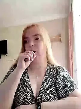 Eline_Smith on StripChat