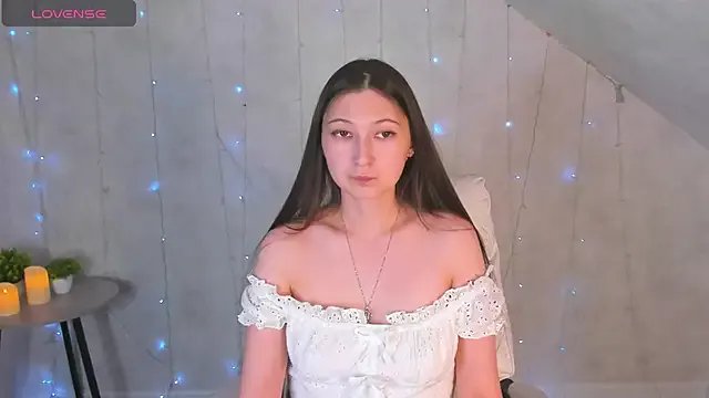 Ella_Burns on StripChat