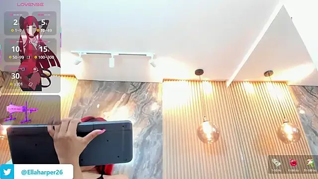 ella_harper on StripChat