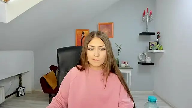 EllaClarke on StripChat