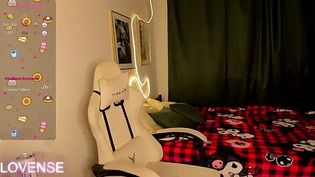 Emily_Strikeee — full naked