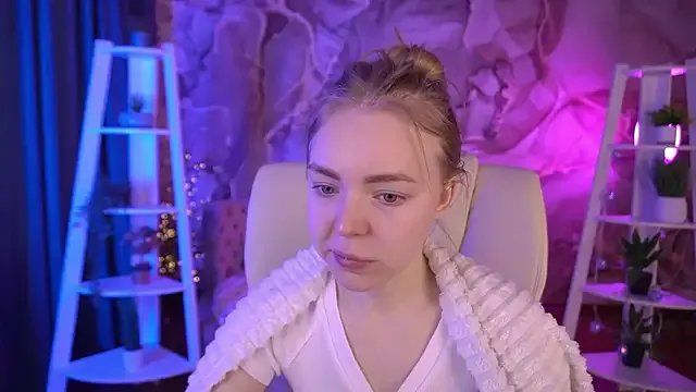 EmilySunshineS's avatar