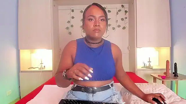 EmilyyStuart on StripChat