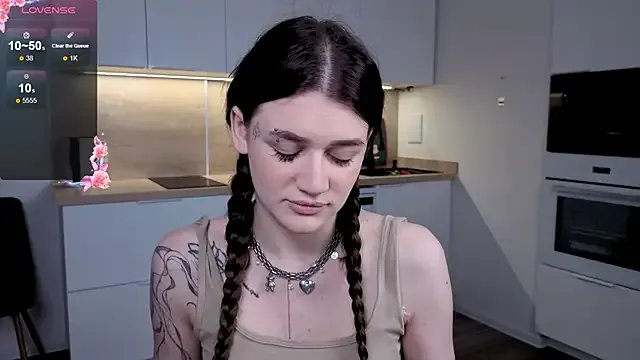 eshleeygreen on StripChat