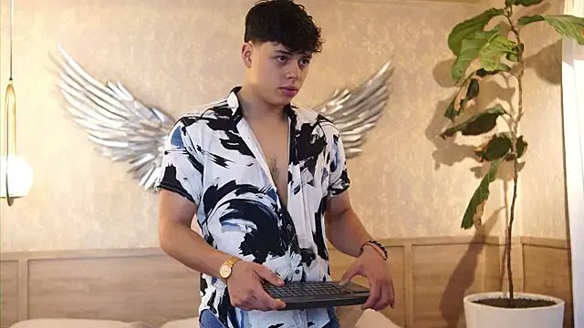 Ethan_occonor on StripChat