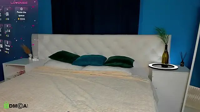 Eva__Lewis on StripChat